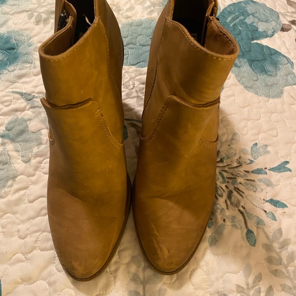 Dolce Vita SIRANO Ankle Bootie inTruffle  Suede Size 10 - Picture 6 of 6